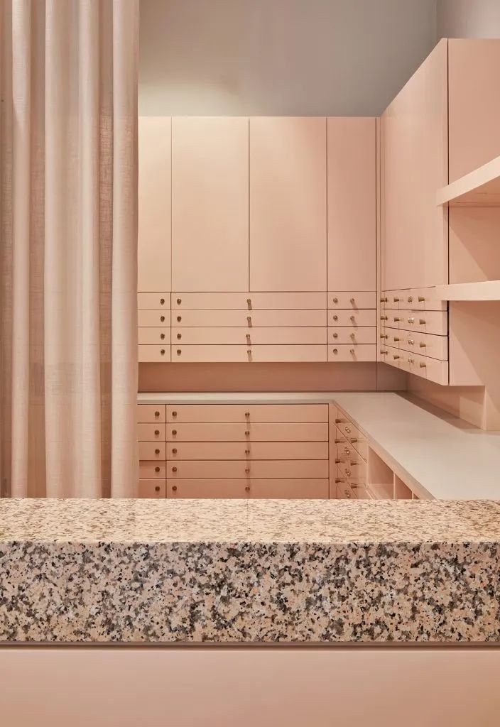 【512期】Francesca珠宝店设计，线上和线下的体验转换-31