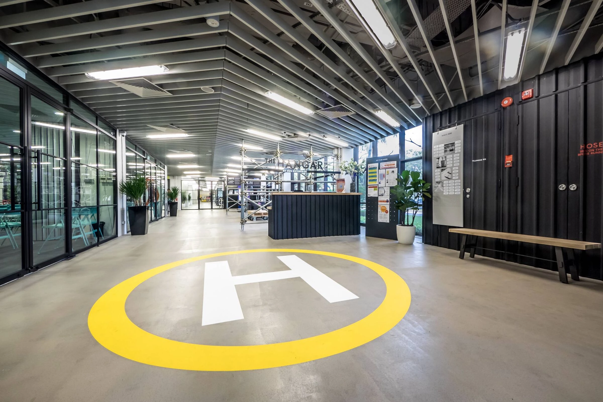 新加坡航空主题共享办公空间· Egg Creatives 的“梦幻航站”-19