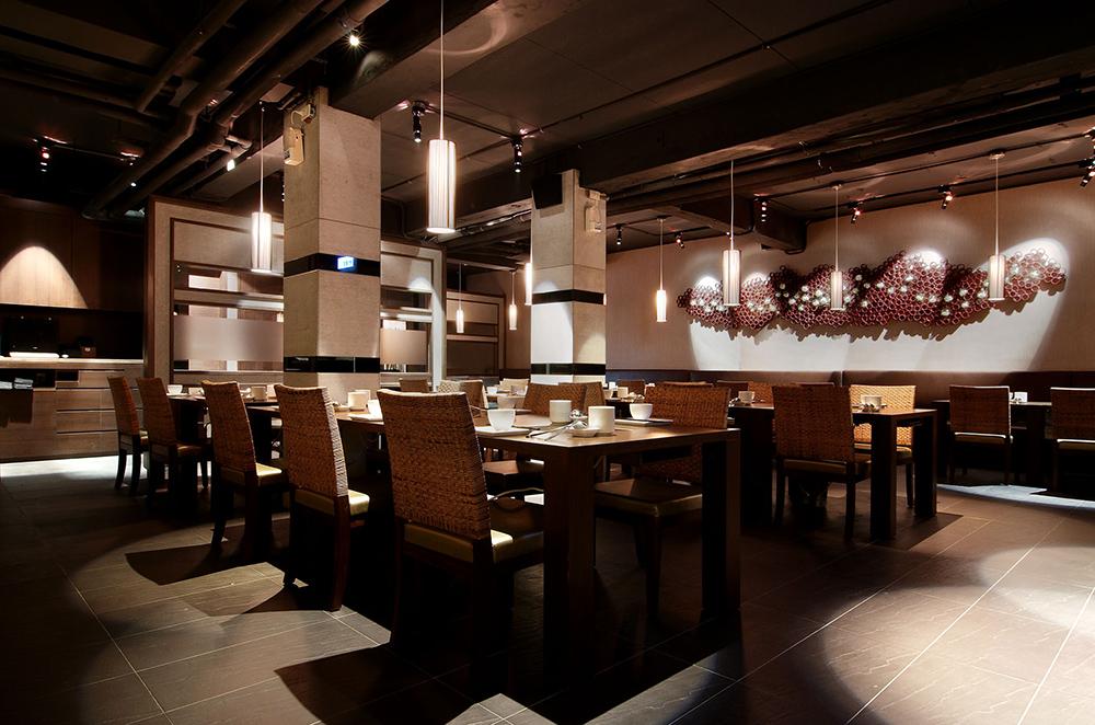 复古与现代交融的枯藤老树昏鴉民宿设计-6