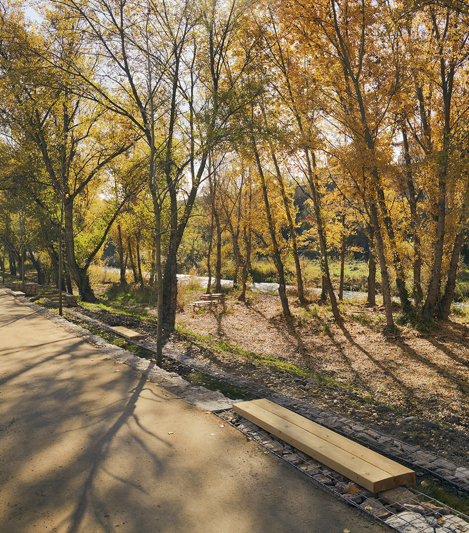 Camí de Cabrianes道路景观重建，西班牙 / estudi08014-28