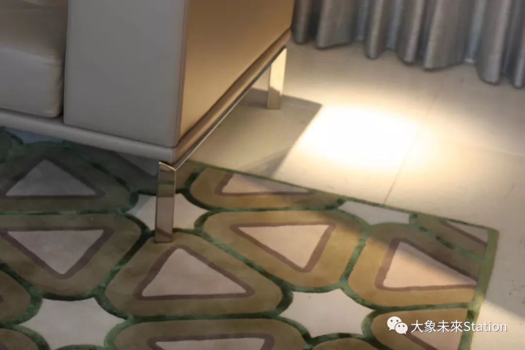 珠江畔的天誉半岛杨宅,融入 270 度江景的现代设计-127