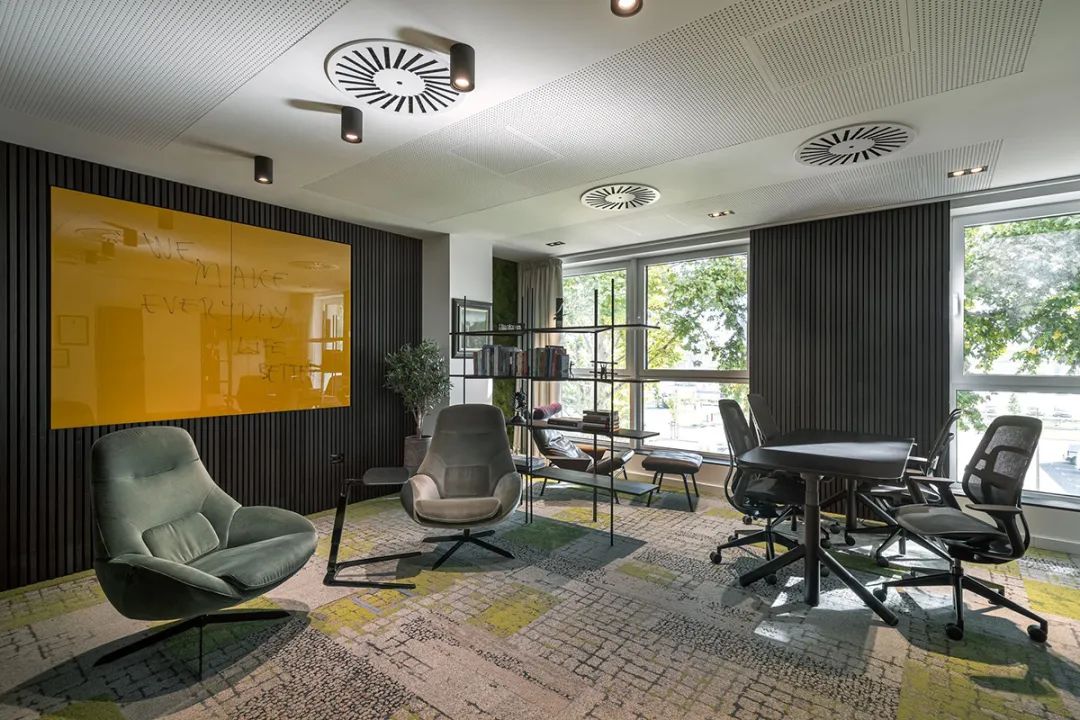 塞尔维亚Delight办公家具展厅丨贝尔格莱德丨Delight Office Solution-23