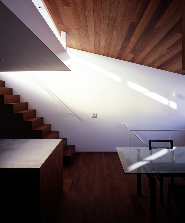 山手の家  Suppose Design-2