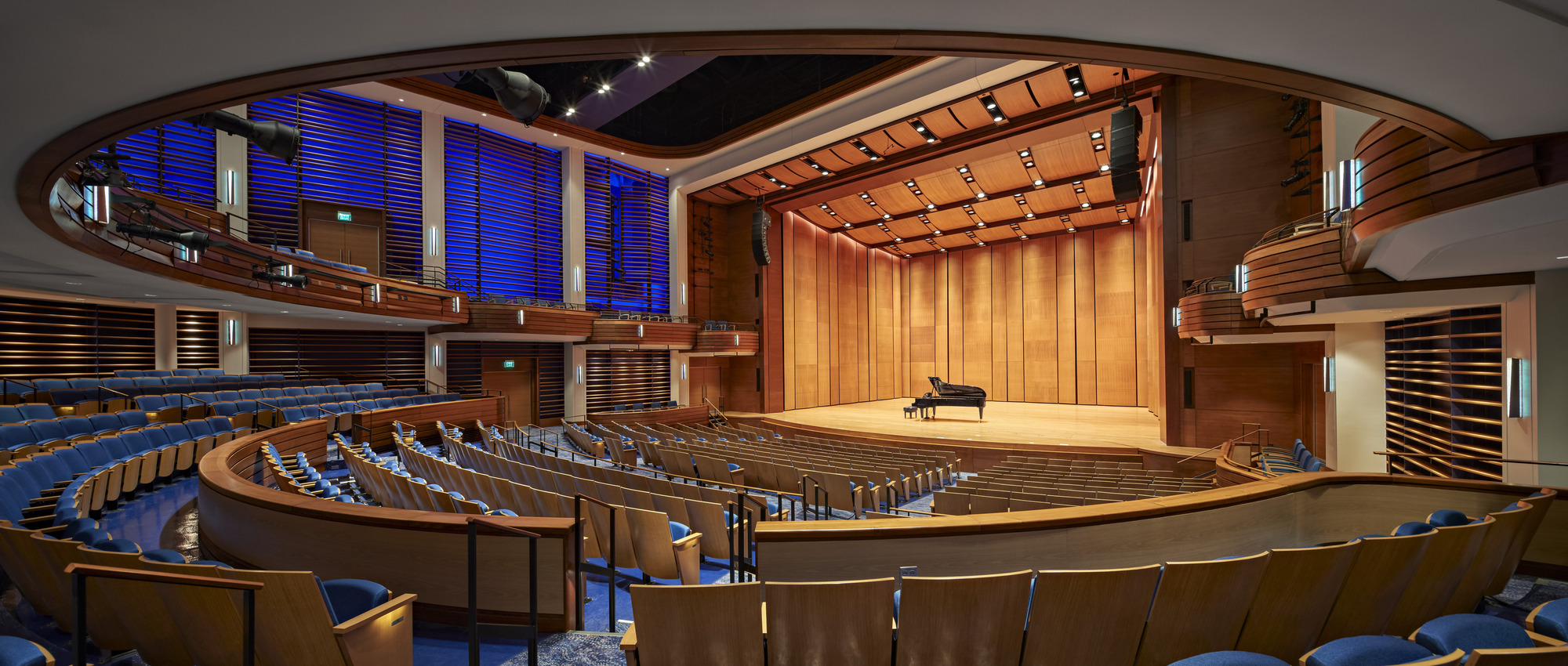 Jay and Susie Gogue Performing Arts Center / Wilson Butler Architects-45