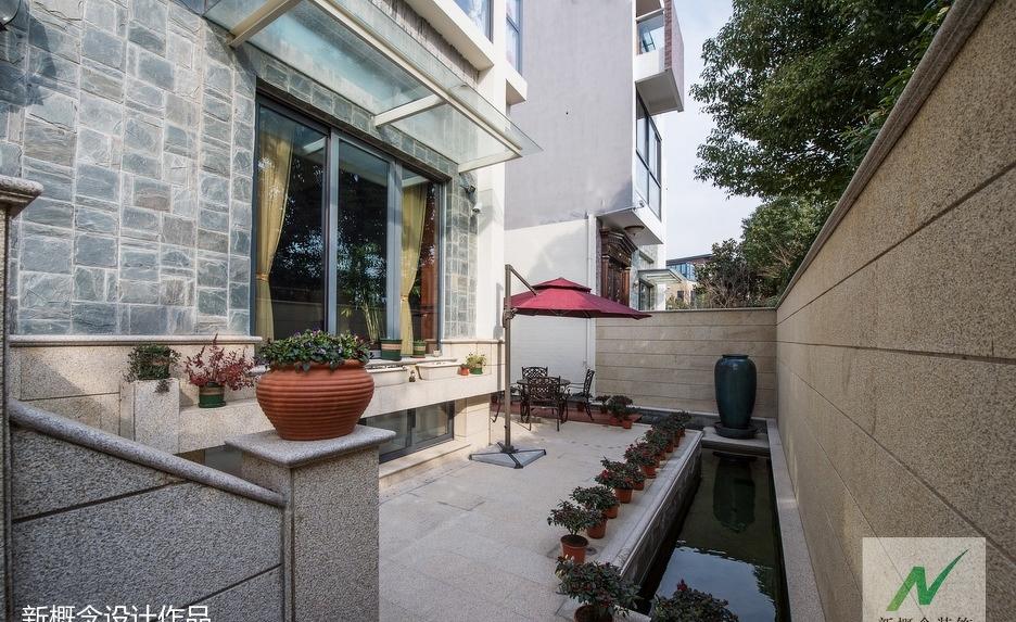 洛杉矶美式别墅的精致护墙板设计-6