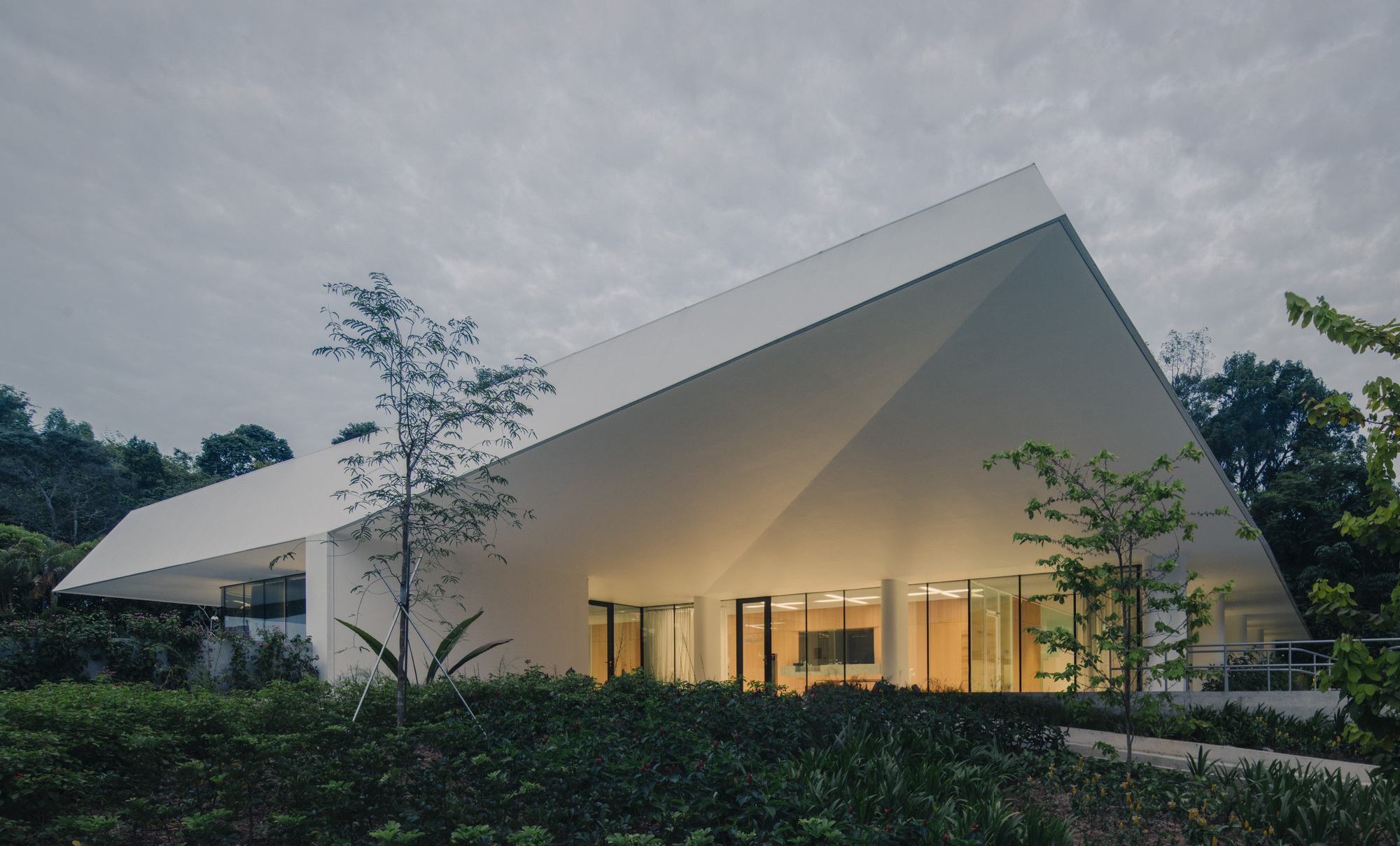 瑞士大使馆丨新加坡丨Berrel Kräutler Architekten-13