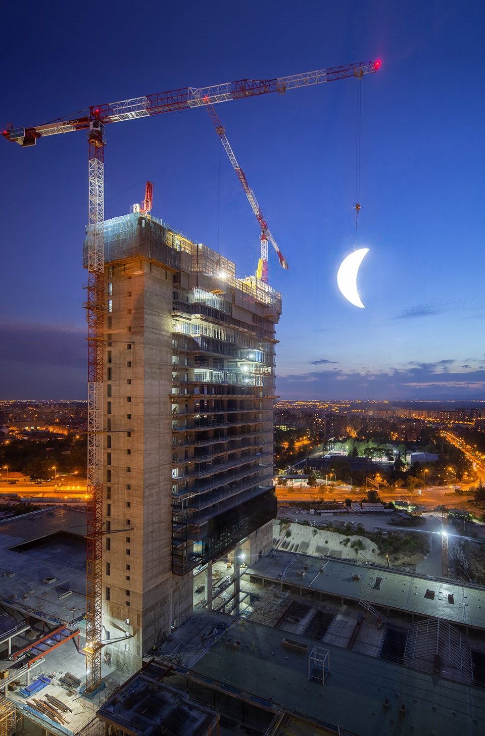 月亮 & 城市艺术装置,马德里-7