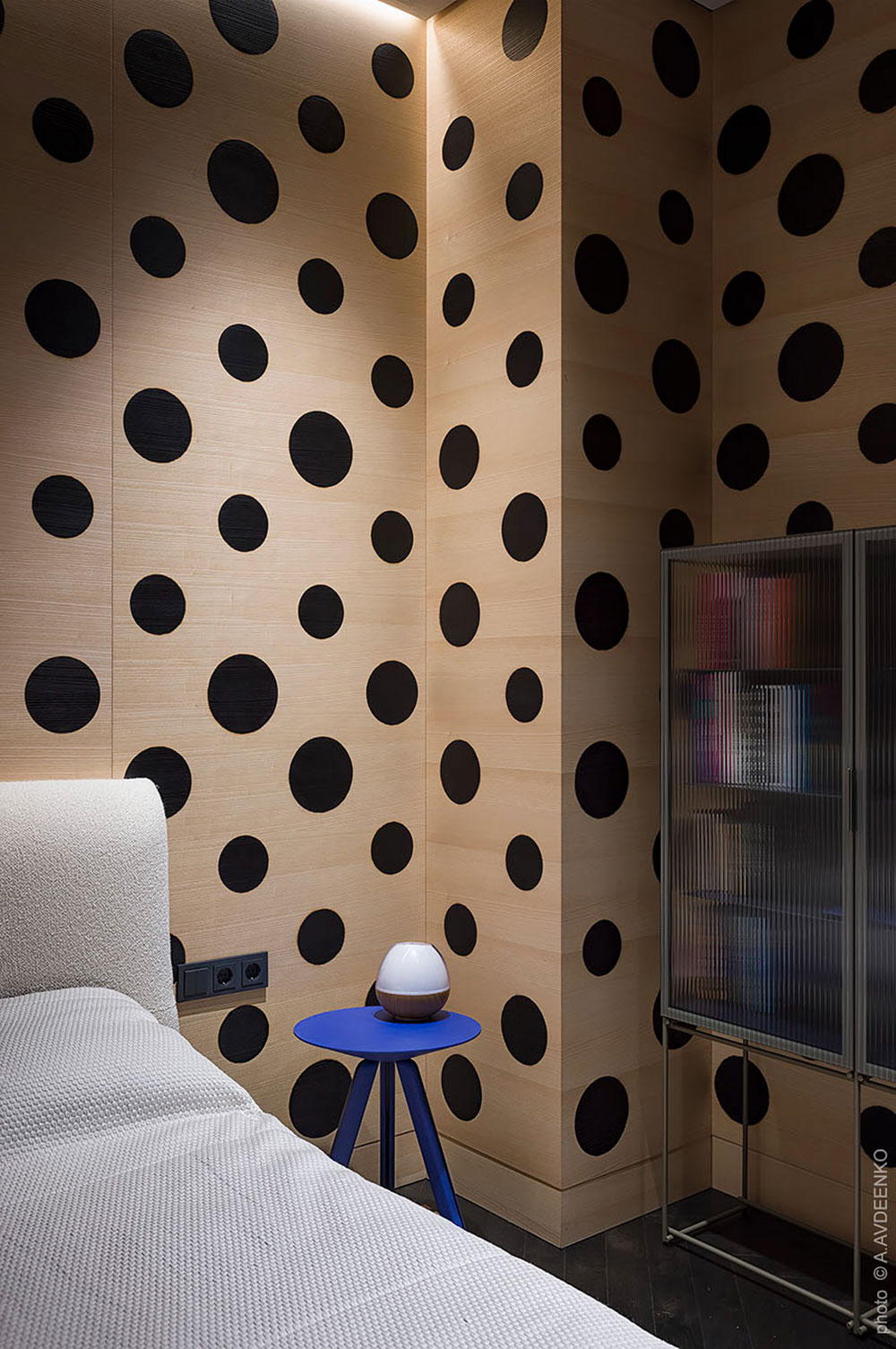 乌克兰 Dnipro 多彩波点公寓设计-16