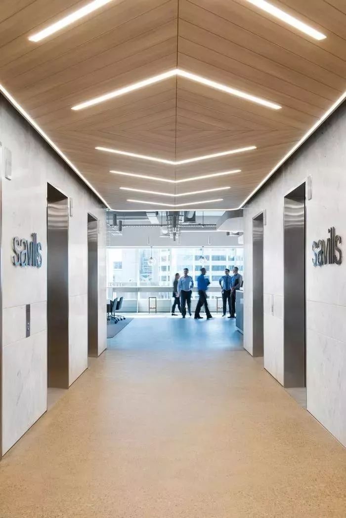 极致舒适！高大上电梯间设计让等待不再痛苦-12