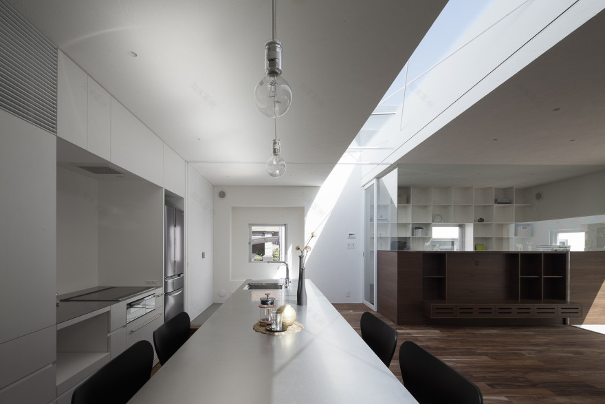 日本广岛 7x7 米住宅,UID Architects 打造一体化空间-25