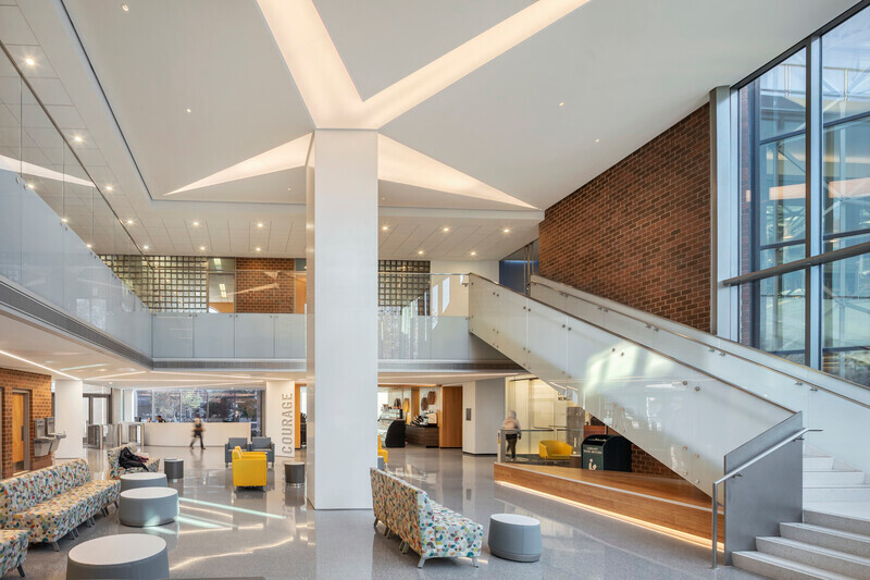 Medgar Evers College新学生公共空间改造丨美国纽约丨ikon.5 architects-0