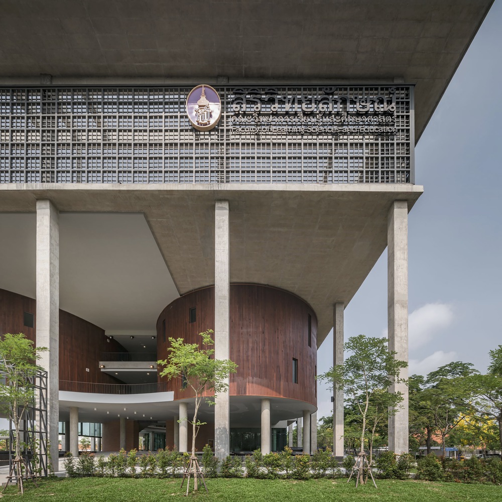 泰国法政大学学习科学与教育学院丨Arsomslip 社区和环境建筑师-9