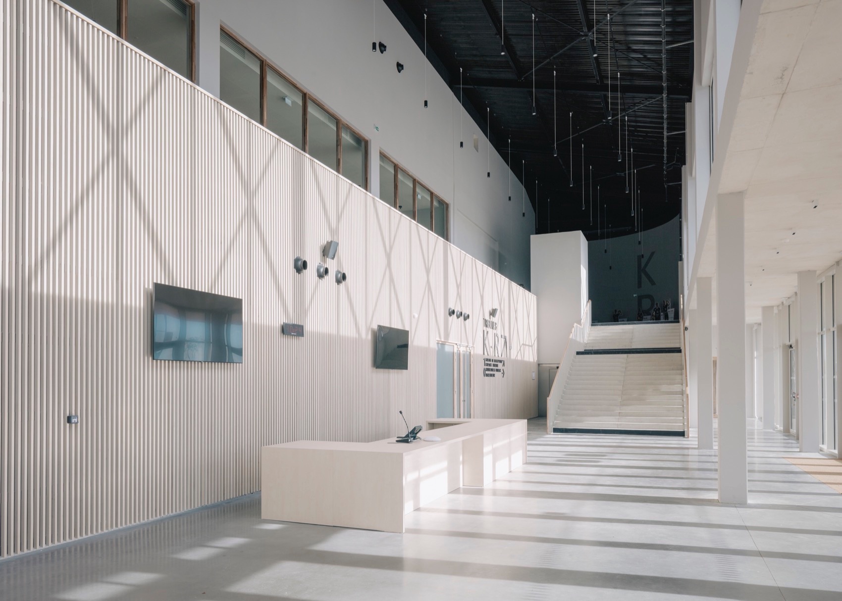 贝济耶体育馆，法国 / Panorama Architecture-14