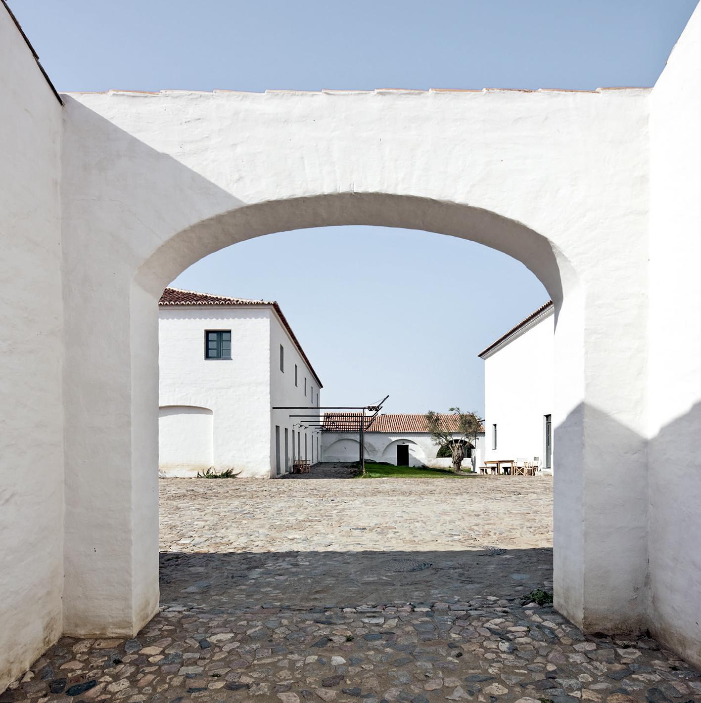 葡萄牙农场变身高品质度假村-8