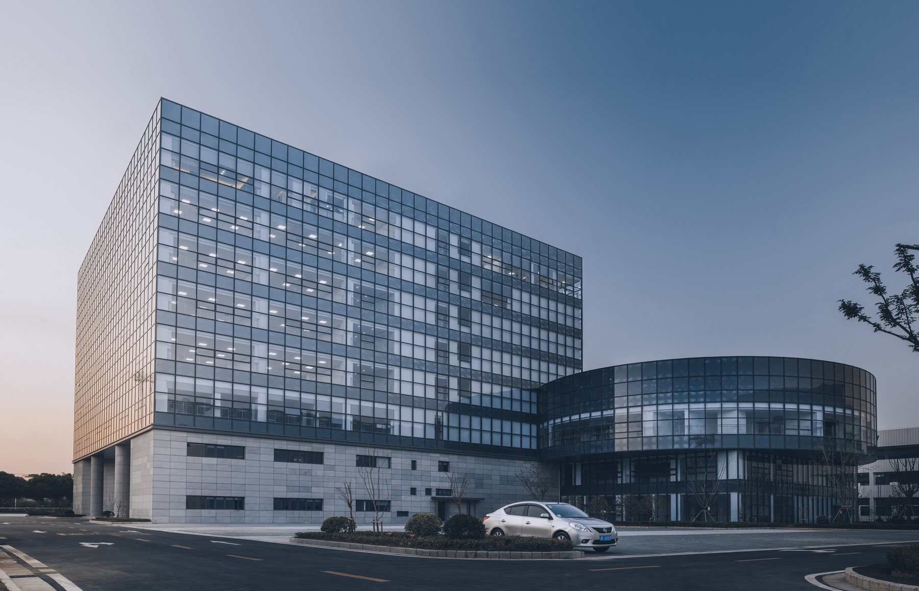 苏州国方电子研发中心丨中国苏州丨平介设计,苏州大学建筑学院-10