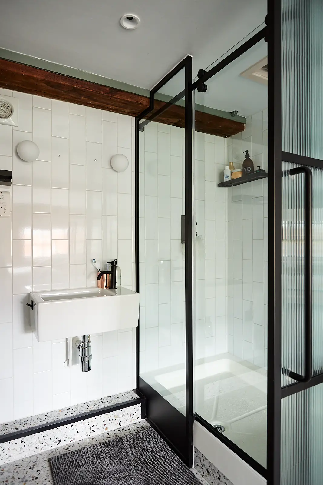 伦敦前皮革厂的现代风格 loft 改造-15