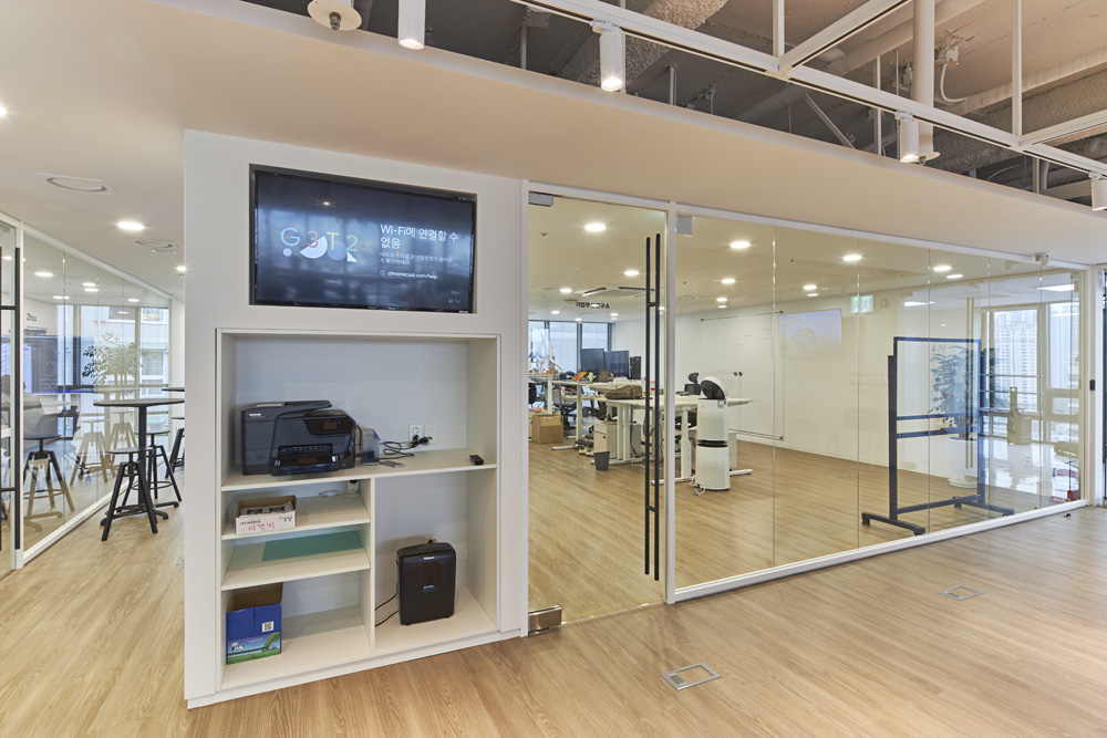 温馨现代的 160 平米创业办公室设计-5