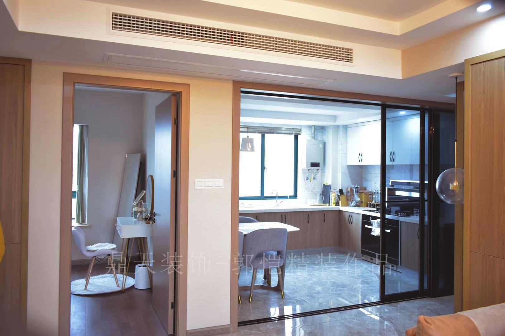 现代北欧小资生活 | 原木与灰色的温馨空间-13