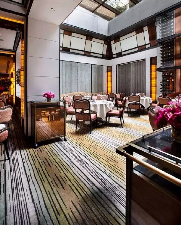 纽约独特的时尚格调餐厅The Mark-17