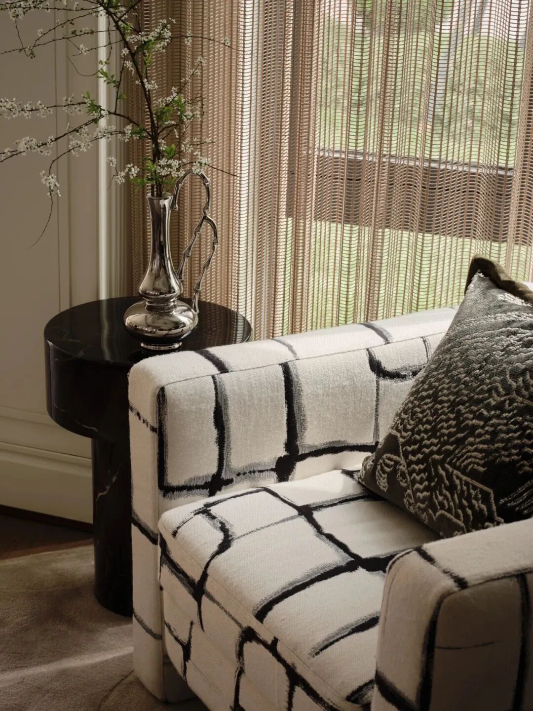 首发 轻奢样板间，家也可以这么有气场-34