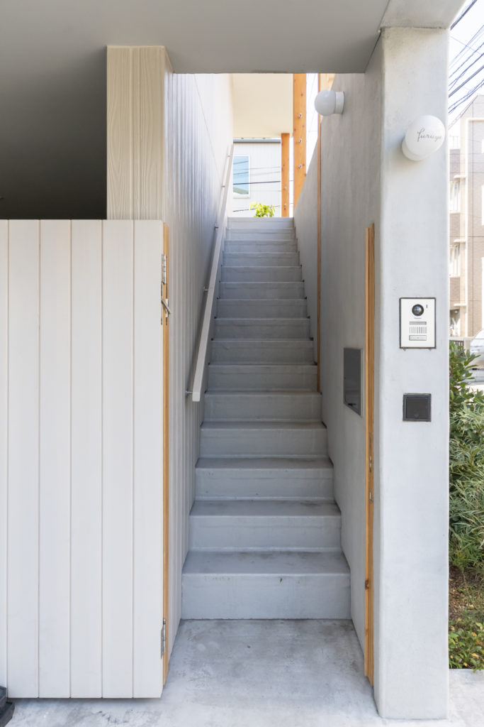 日本文化とグリーンの融合緑のルーフバルコニーが内と外とを曖昧に繋ぐ | Architecture | 100%LiFE-5