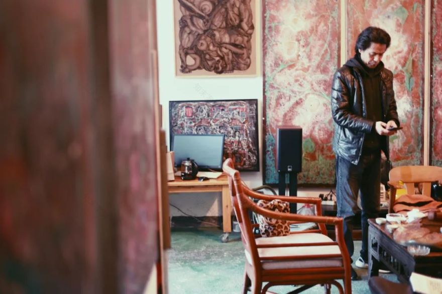 邓语光艺术之旅 · 赫森设计探寻灵魂居所的美学密码-5