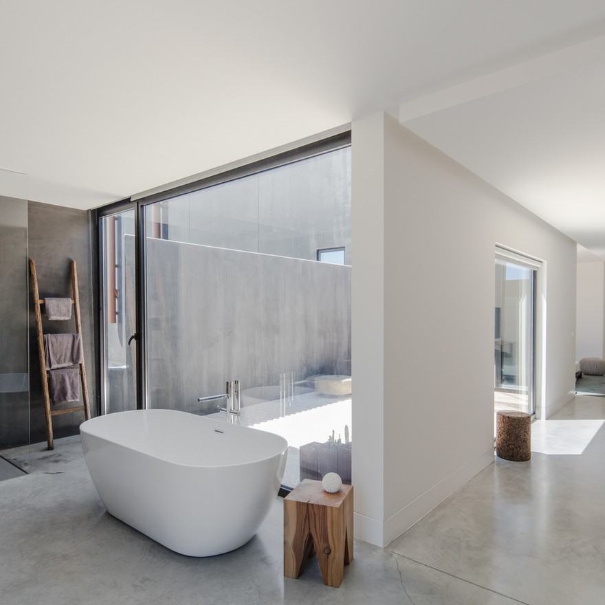 Beautiful Monolithic Home Built of Prefabricated Black Concrete Panels-24