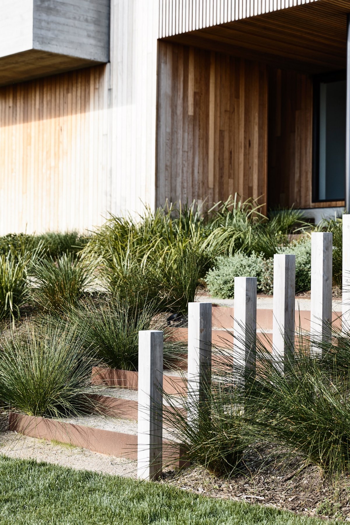 那不勒斯海岸线上的现代“逃亡”之家-12