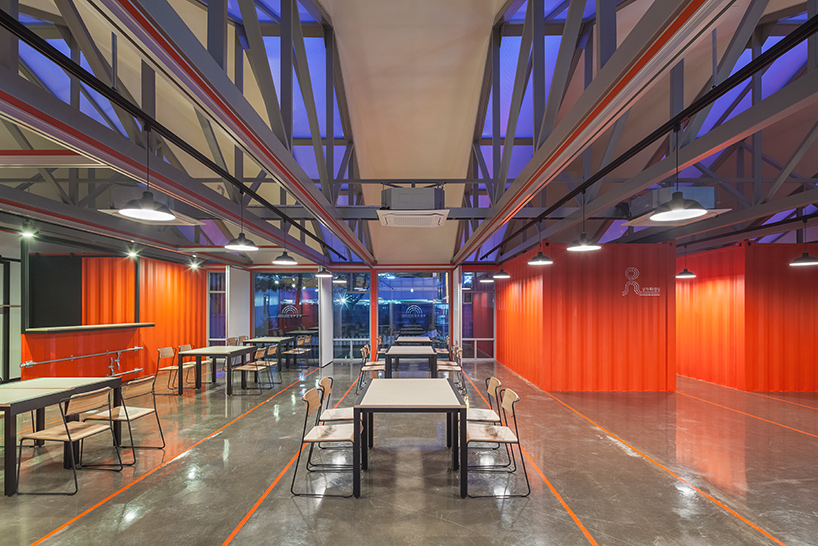 红红火火恍恍惚惚，铁皮集装箱里灵活办公-9