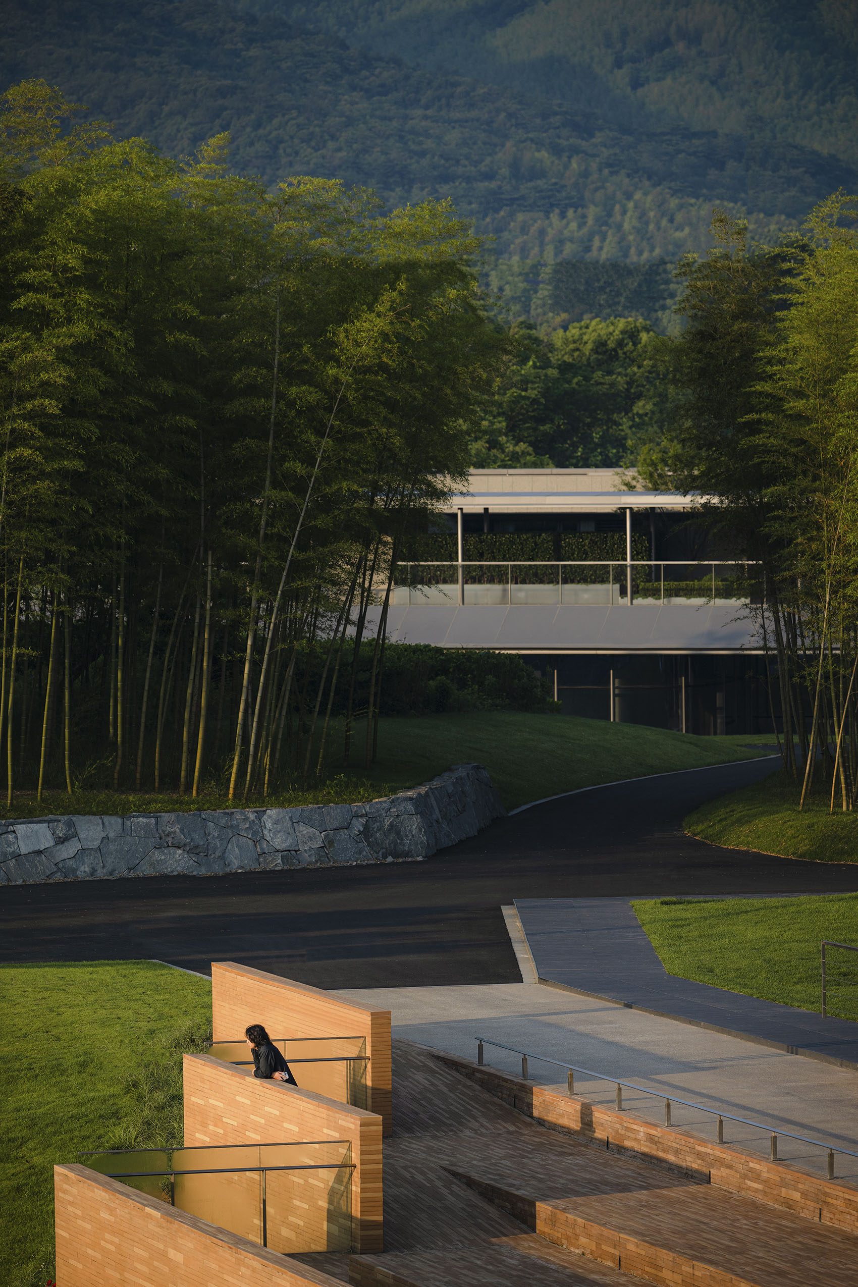 荒野中的明灯 · 宜兴窑湖镇青鱼湖公园丨Change Studio-39