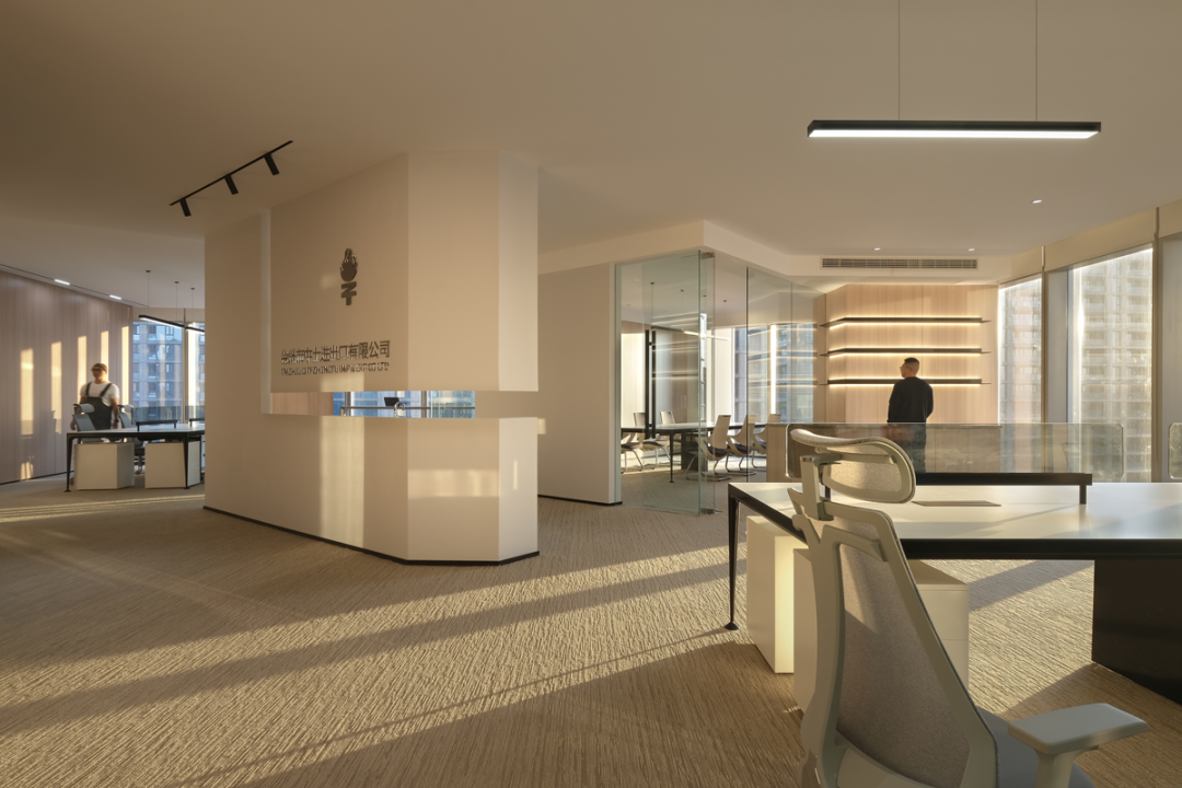 腾达中心办公空间丨上境空间设计-17