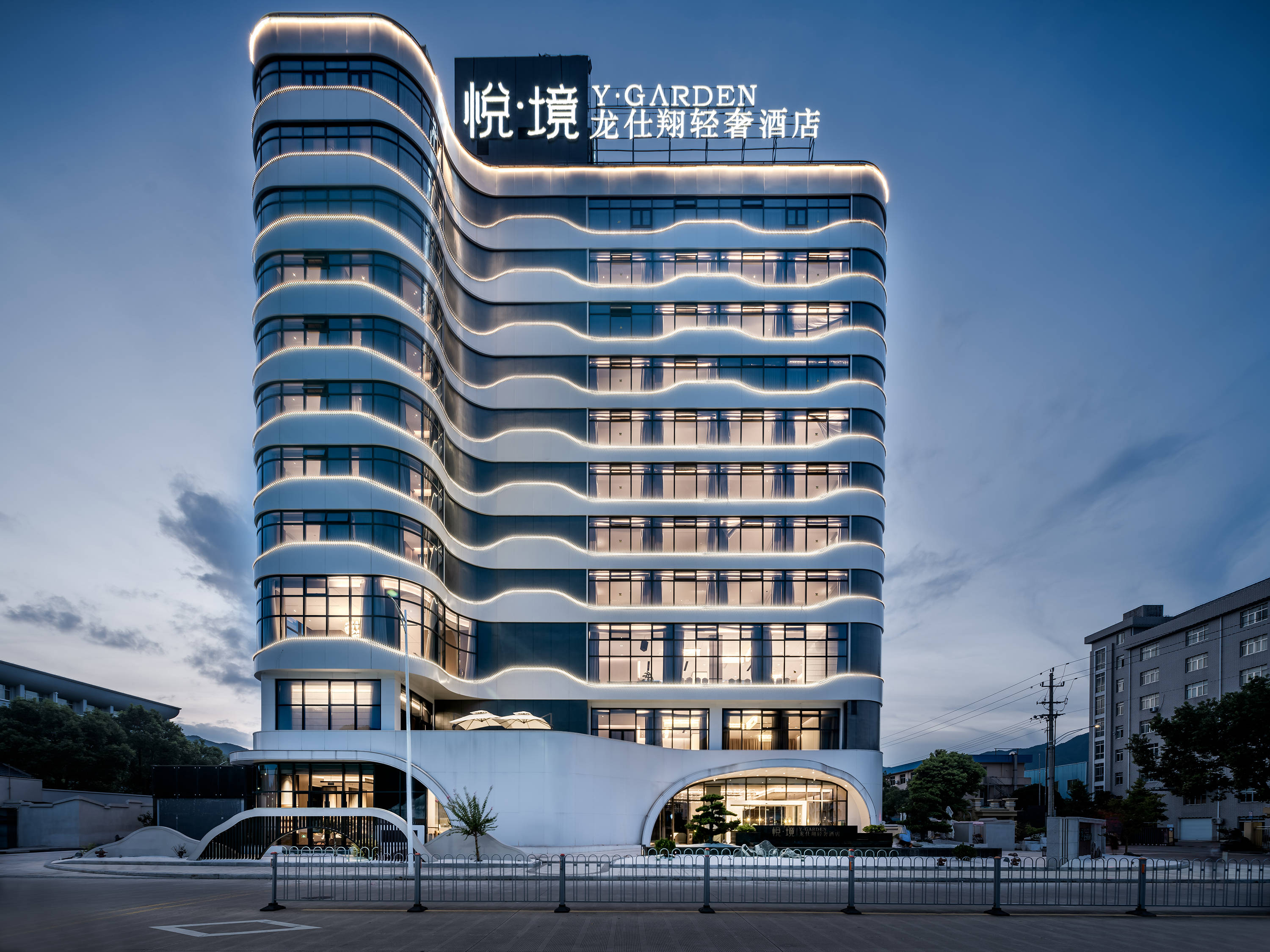 悦境龙仕翔轻奢酒店丨中国台州丨汇格设计-12