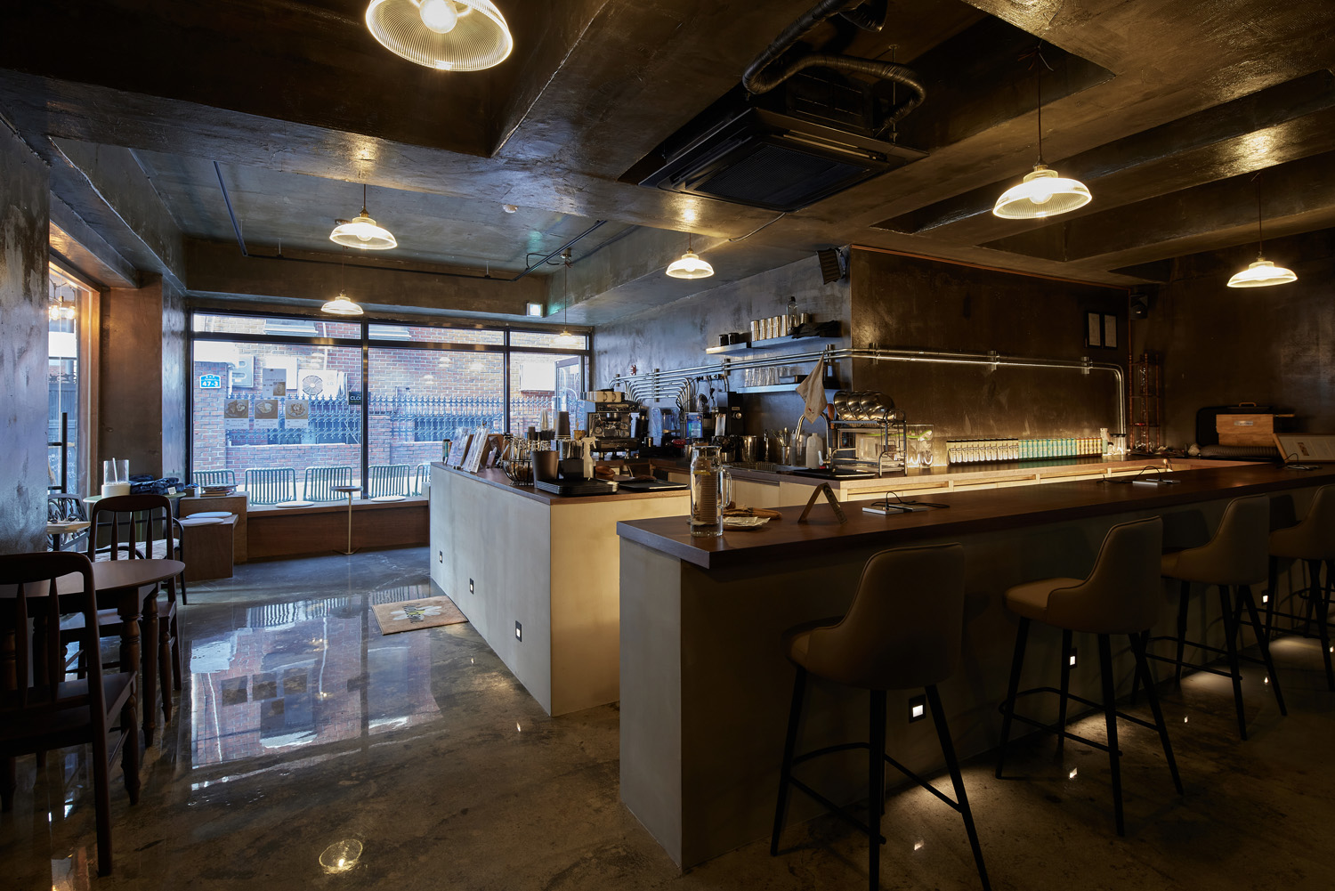 极简风格的 19 平手冲咖啡吧设计-9