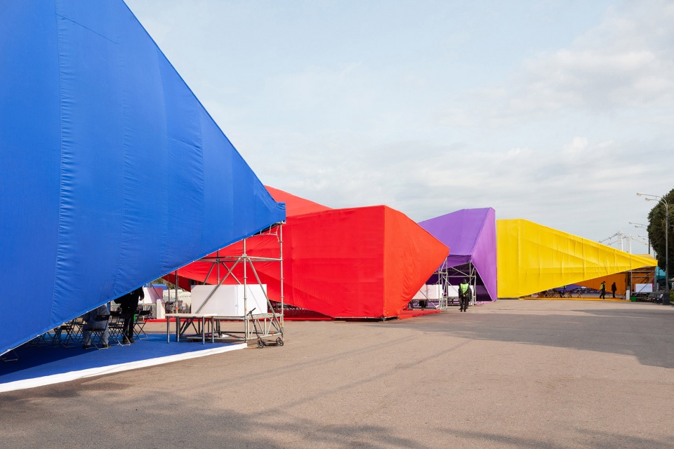 俄罗斯创意产业节多彩展亭，助力疫情防控-13