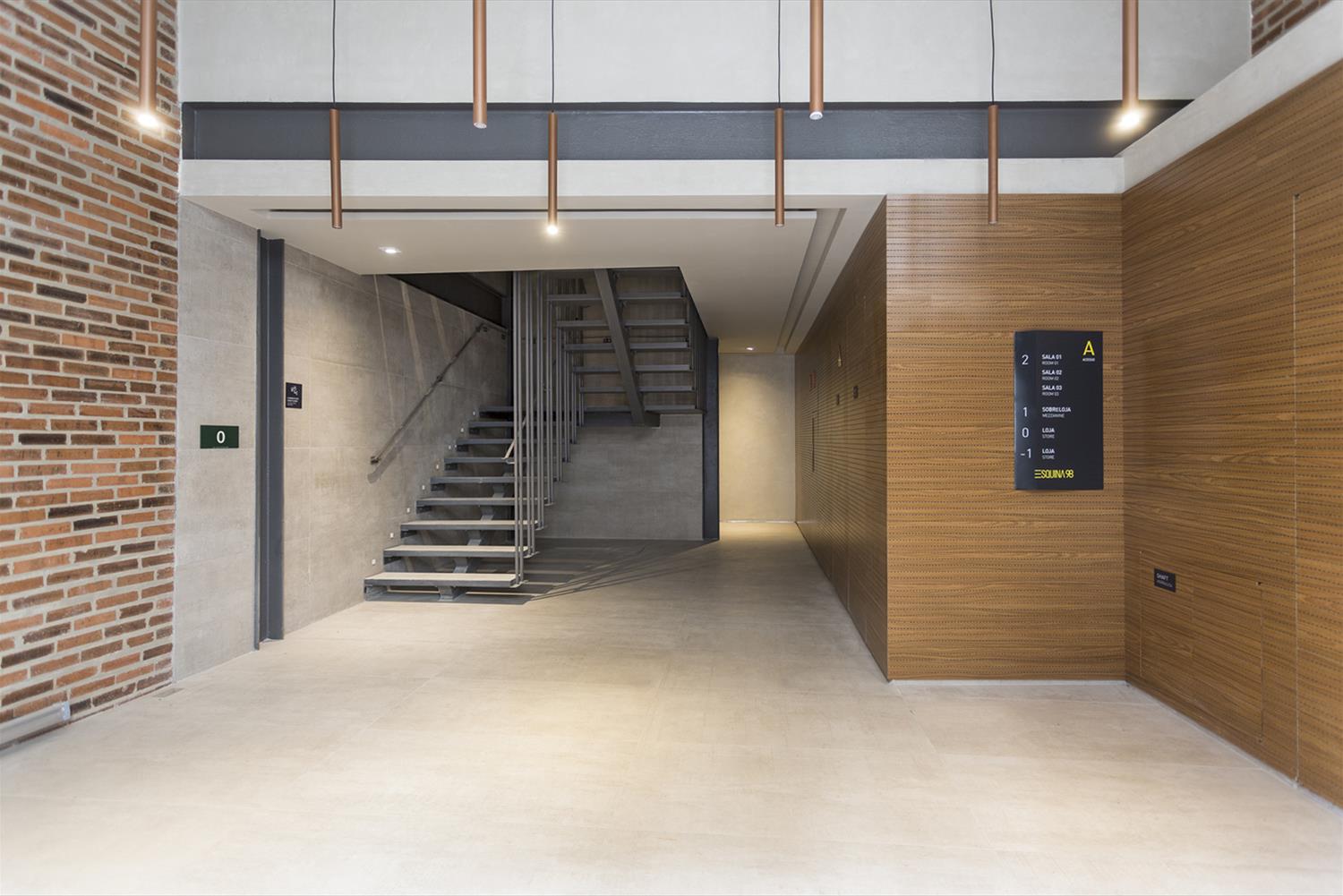 里约热内卢商业建筑设计典范 | Miguel Couto 的木质玻璃建筑-13