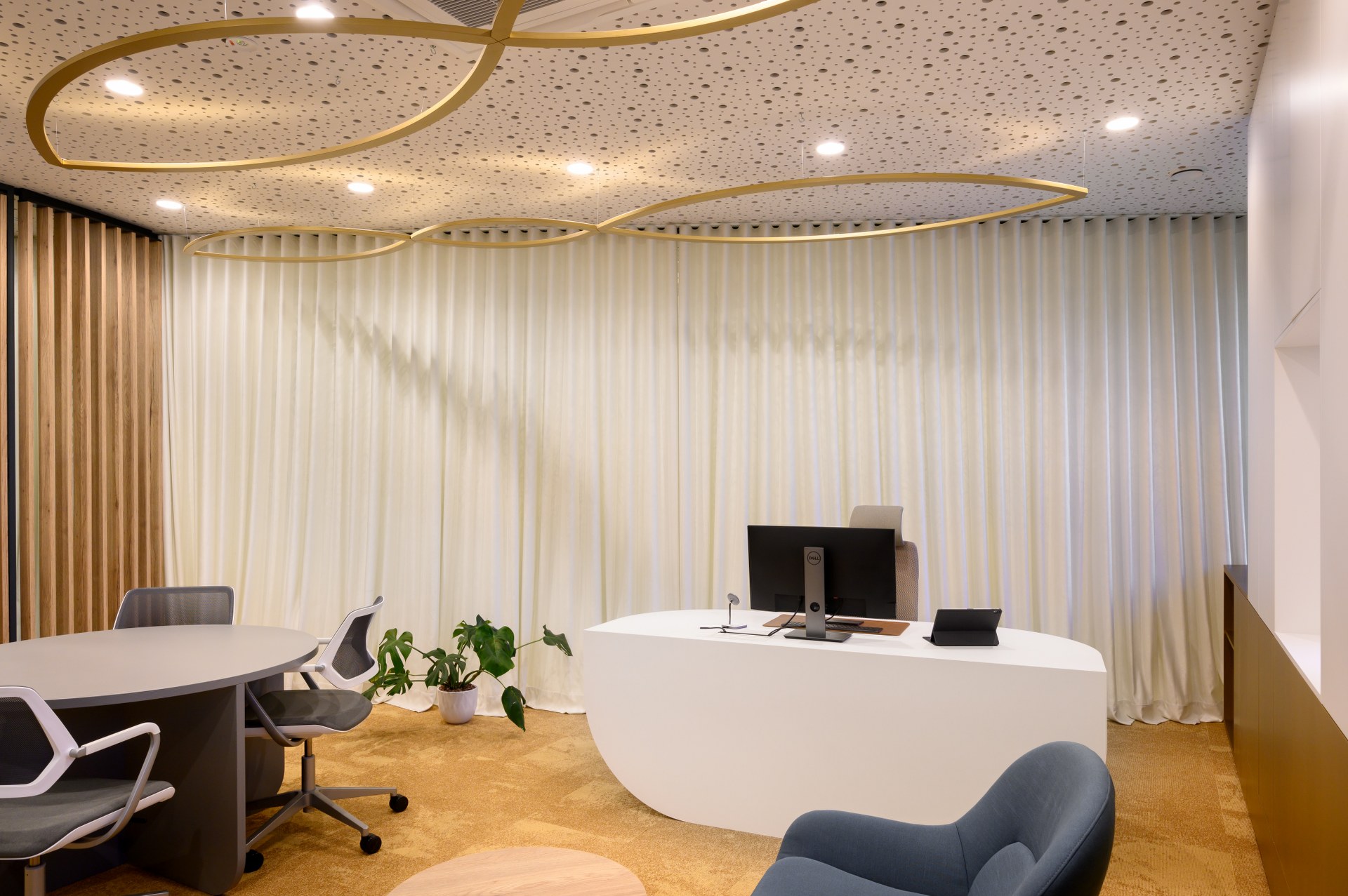 Dhimahi 办公室 · 数字化世界的千瓣莲花设计丨Superform-19