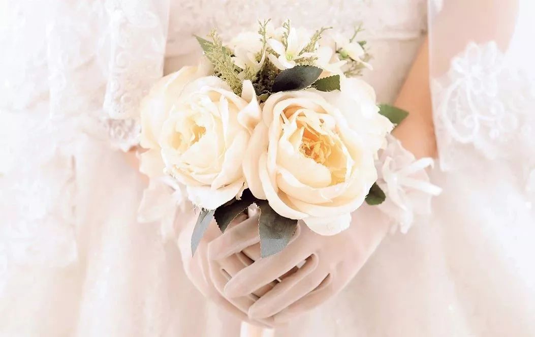 湖南克拉新娘真爱珠宝店,浪漫马车元素诠释爱情真谛-11