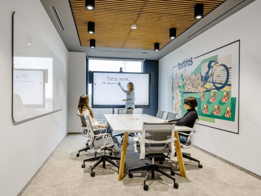 波兰克拉科夫百事办公空间丨Colliers Define-42