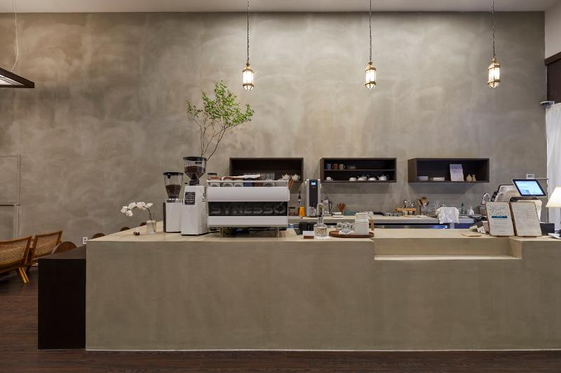 35 坪斯米达咖啡厅，木质装点简约风情-7