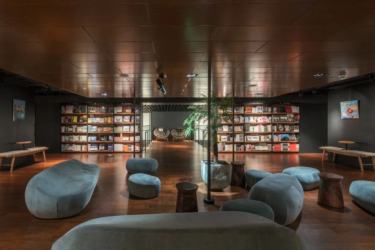 成都九方書店-8