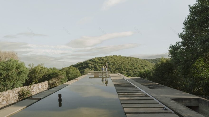 阿根廷 Río Ceballos 三元素住宅丨Agustín Lozada-41