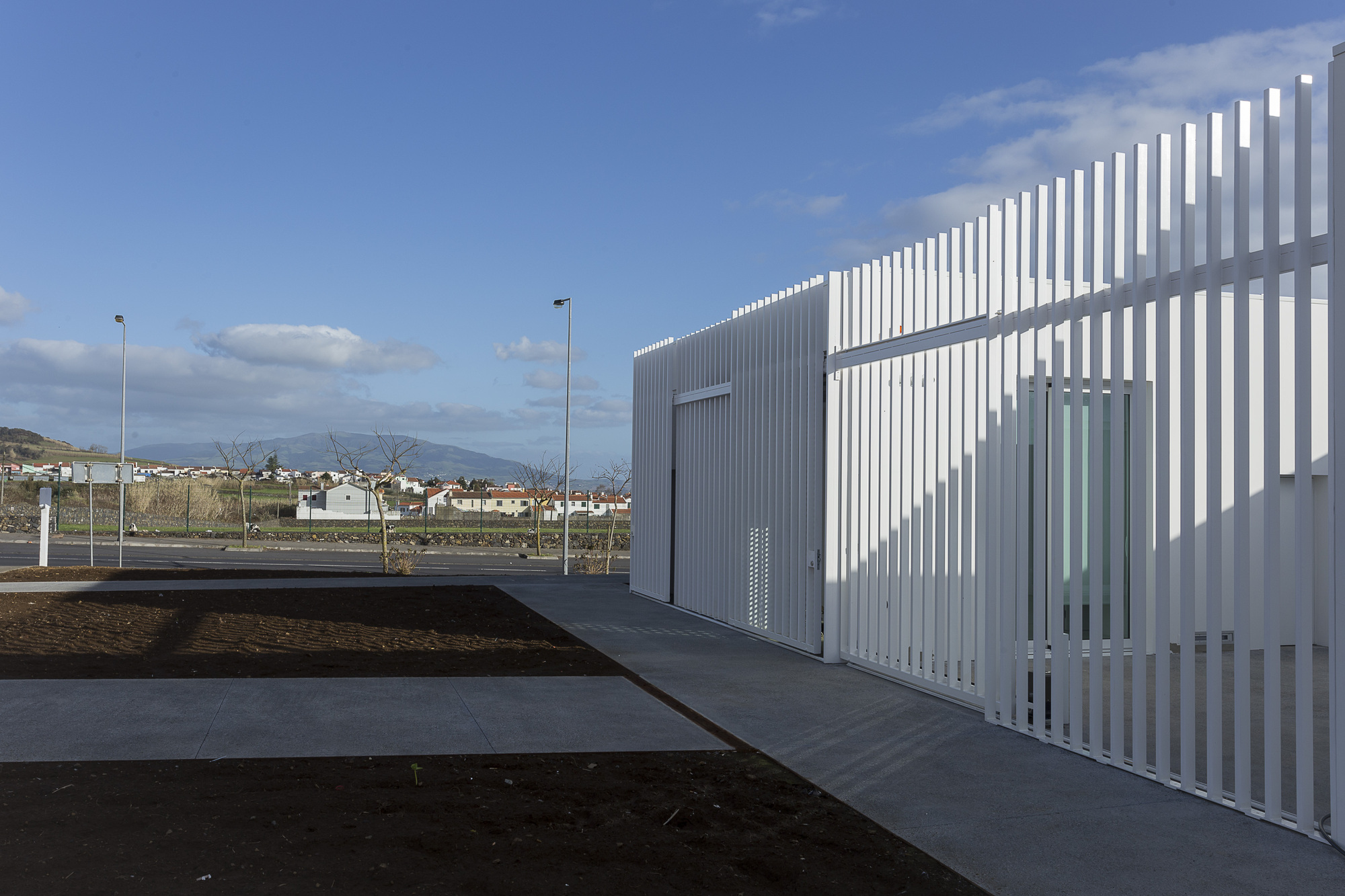 葡萄牙 Azores Islands 新住宅,无障碍设计让生活更美好-15