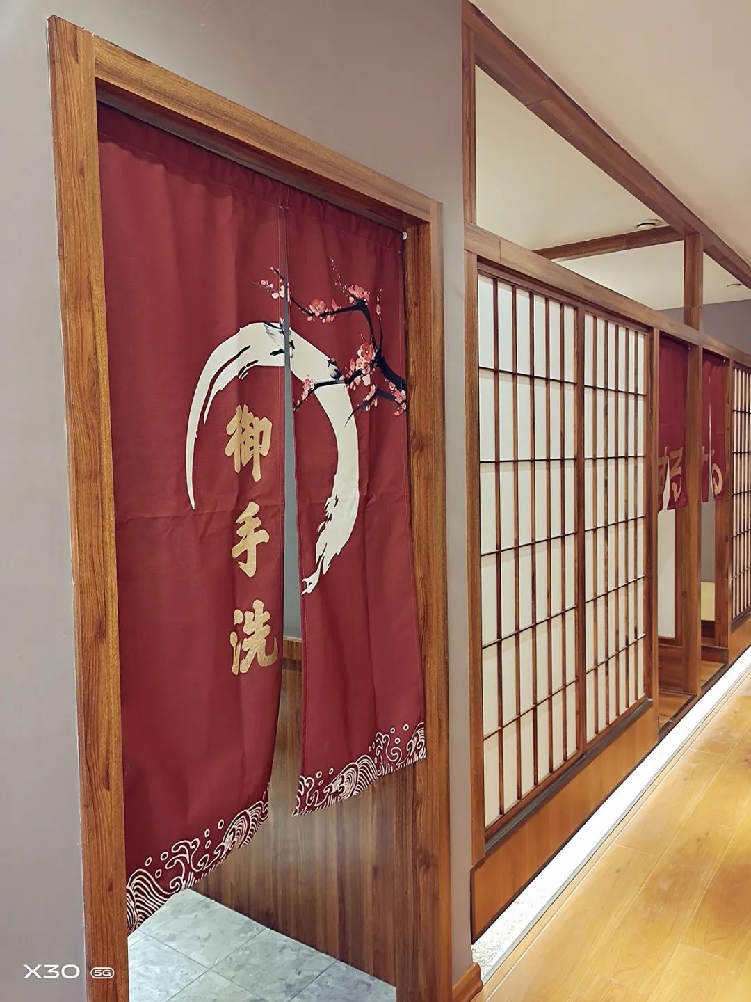 弘秋居鲜物日料店丨中国连云港丨连云港设计力量 大千空间设计 曾毅团队-30