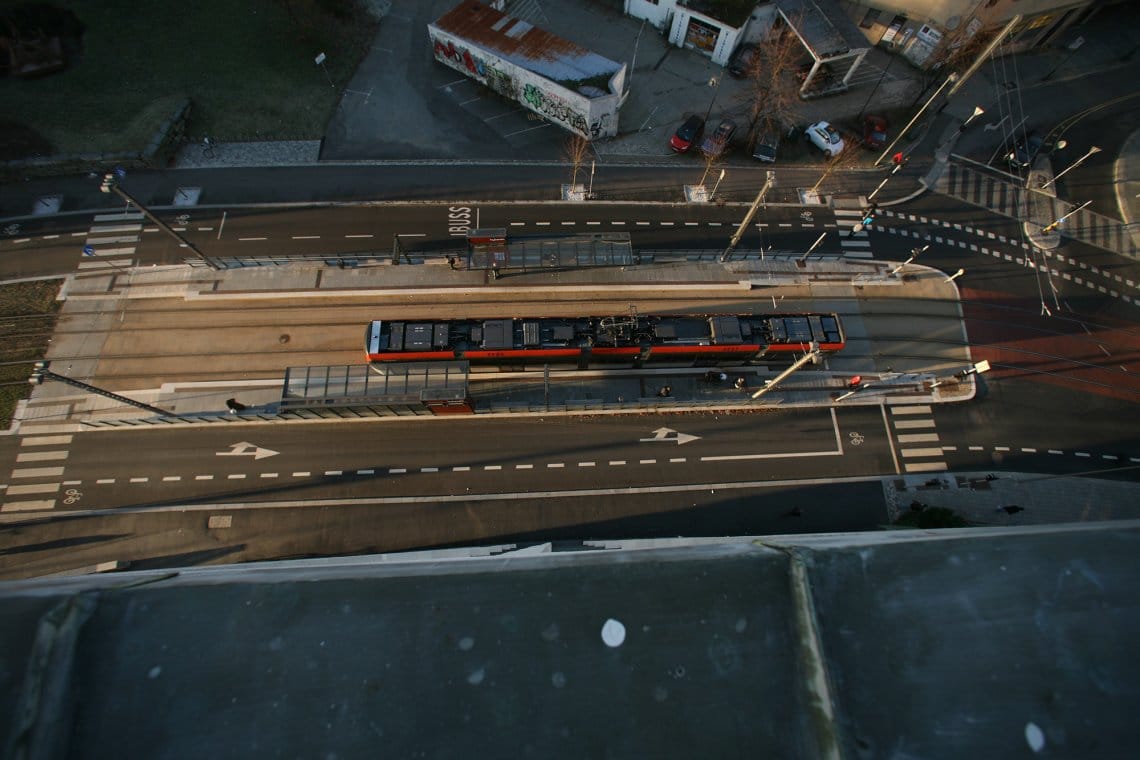 卑尔根轻轨景观（注：Bybanen一般指挪威卑尔根的轻轨系统，landskap在挪威语里有景观、风景之意，结合常见语境给出此翻译） -5