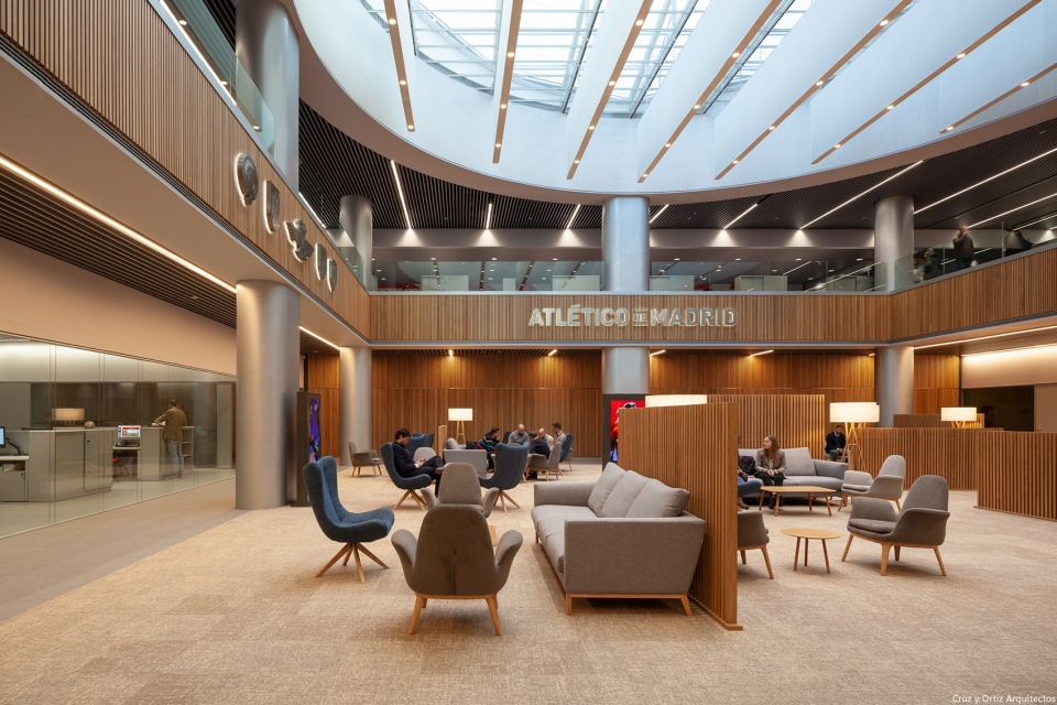 马德里竞技俱乐部办公室改造丨Cruz y Ortiz Arquitectos-7
