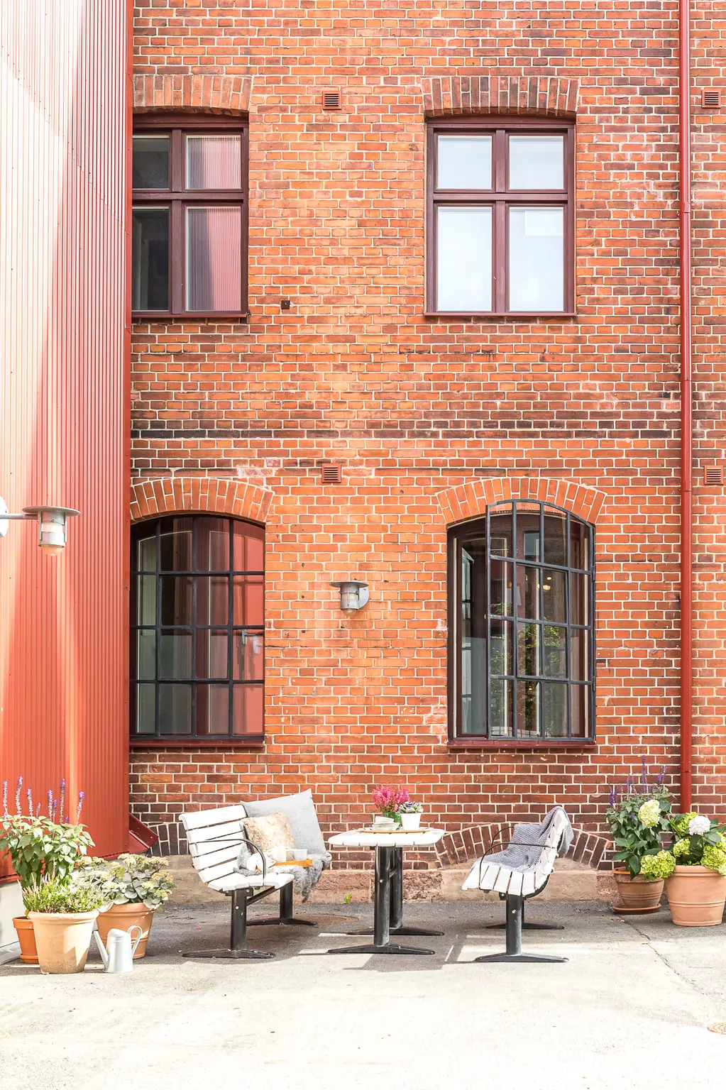 瑞典百年仓库改造个性 loft 公寓-13