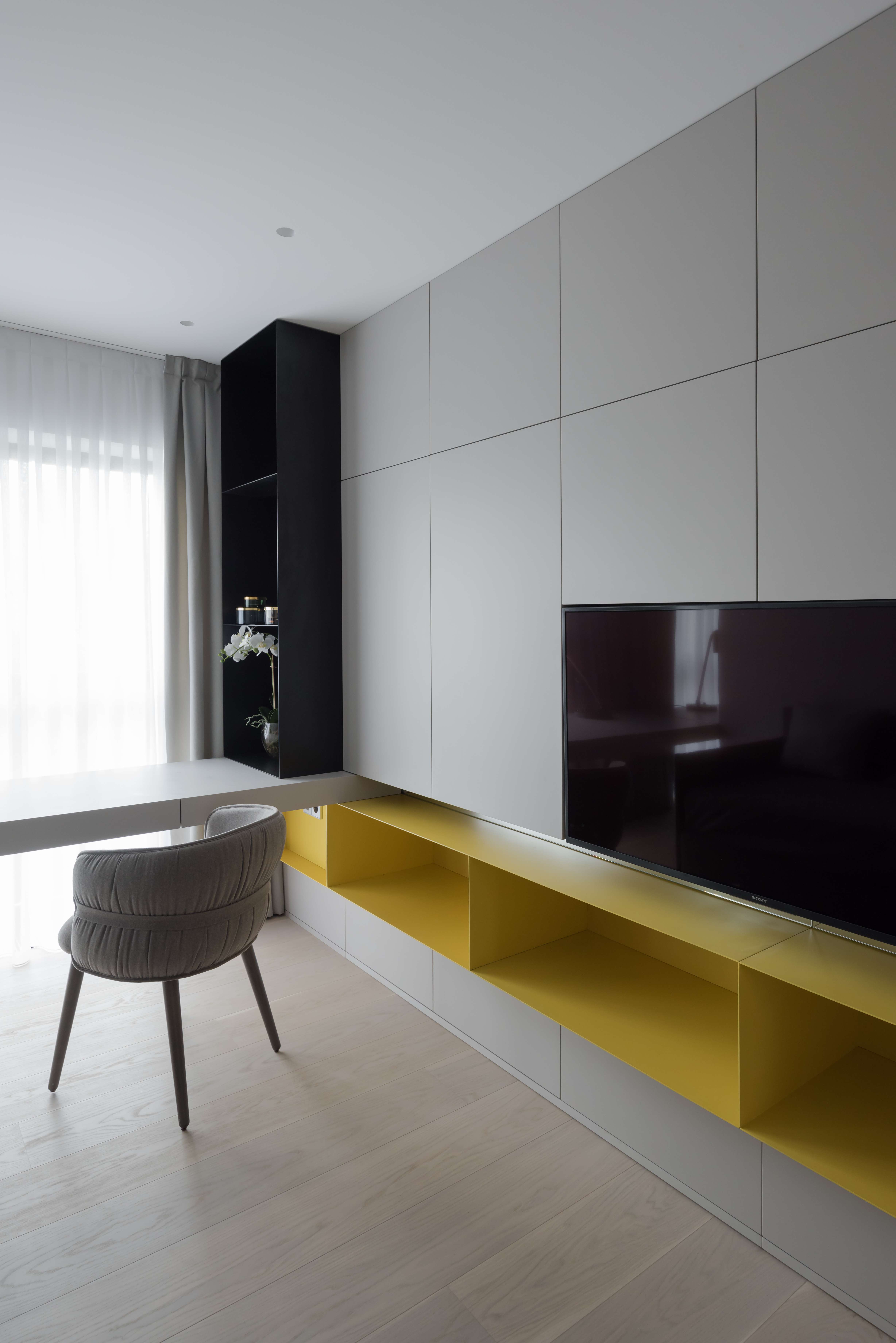 The interiors of the apartment 160 m in the Rassvet residential complex Alexandra Fedorova-3