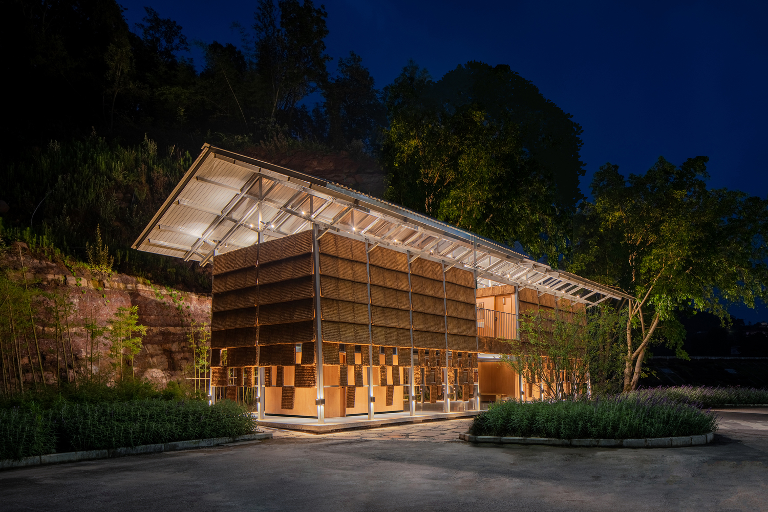 四川棕榈厕所丨中国四川-1