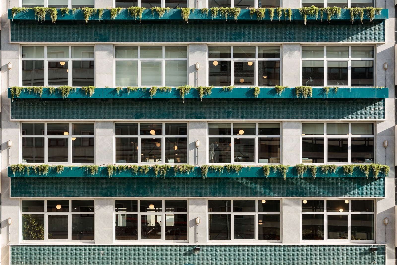 里斯本 WOOD 共享工作区——现代优雅的办公休闲空间-5