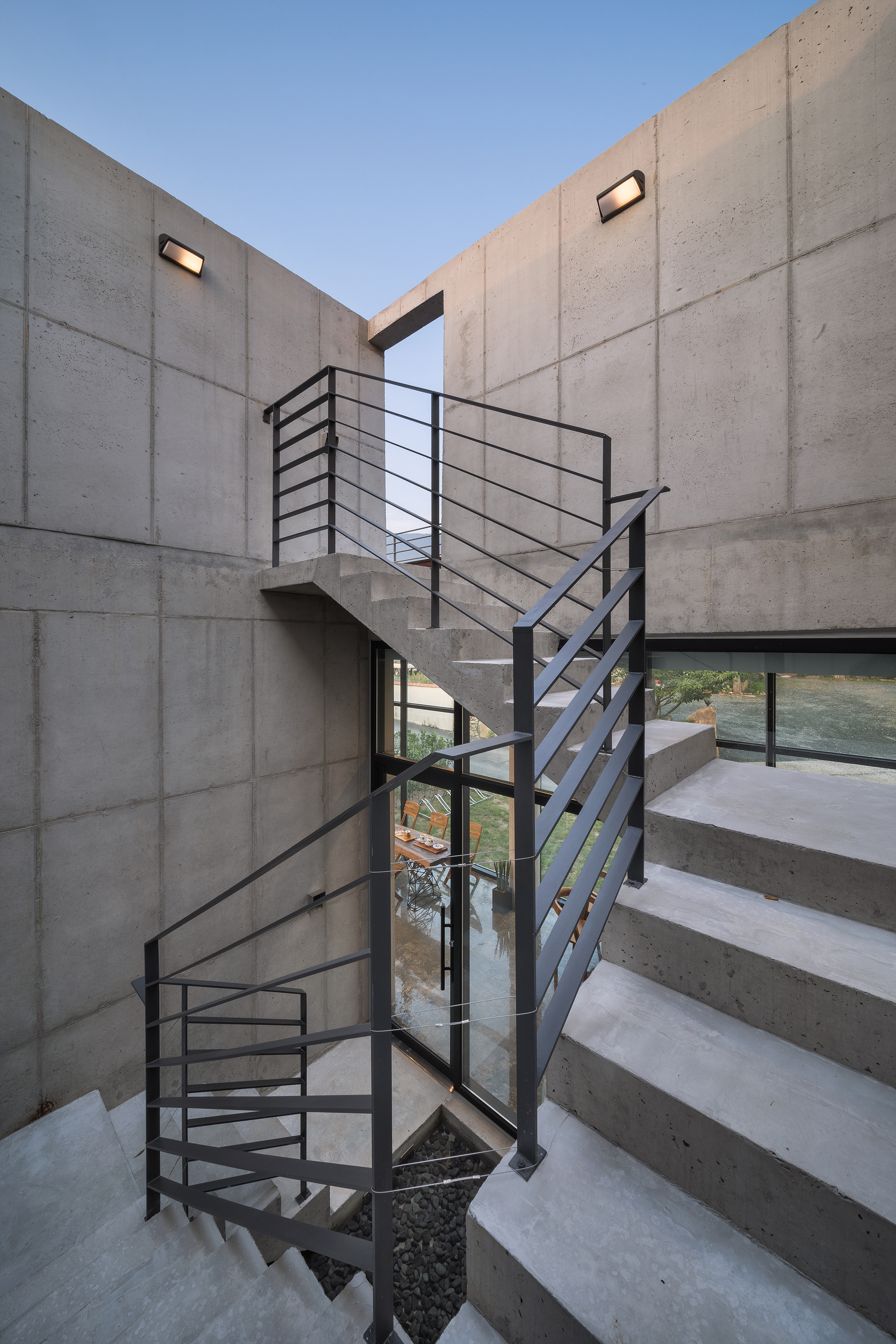 韩国乡村里的现代咖啡屋住宅-15